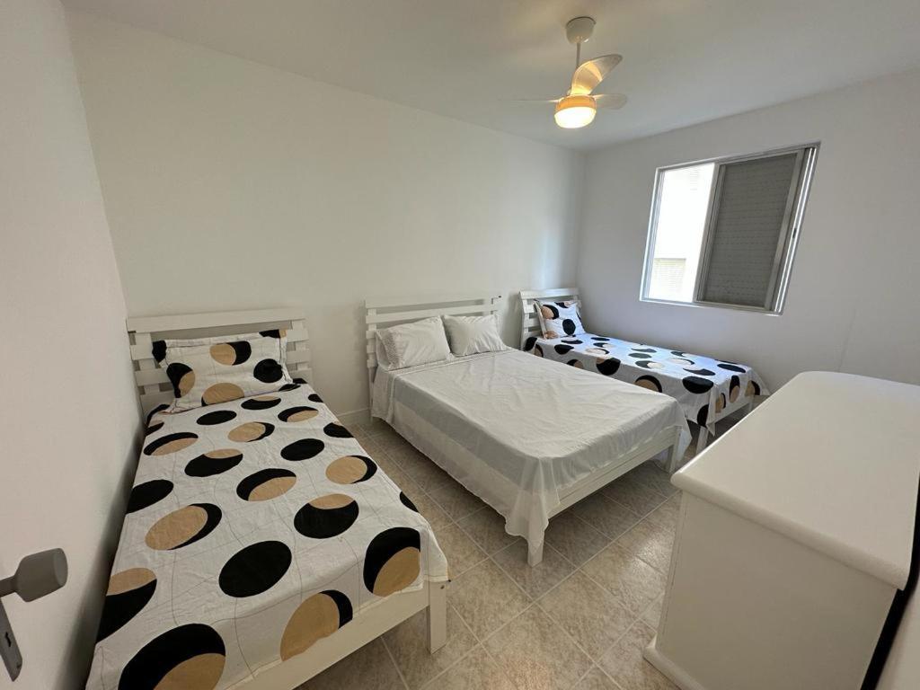 Ap 1! Super Aconchegante, Apenas 250 Metros Da Praia Da Enseada! Guaruja Ngoại thất bức ảnh