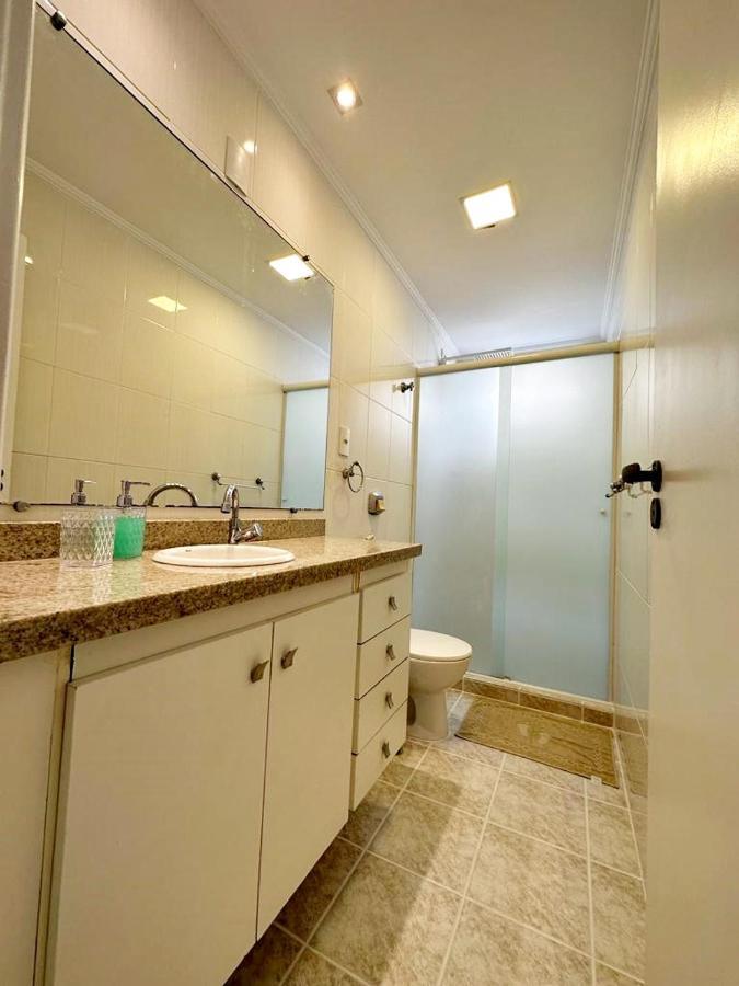 Ap 1! Super Aconchegante, Apenas 250 Metros Da Praia Da Enseada! Guaruja Ngoại thất bức ảnh